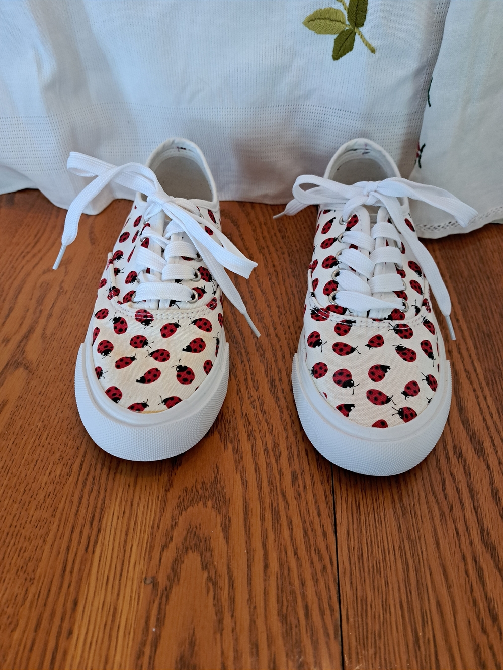 🔥2/$25🔥White Canvas Sneakers with Red Ladybug Print